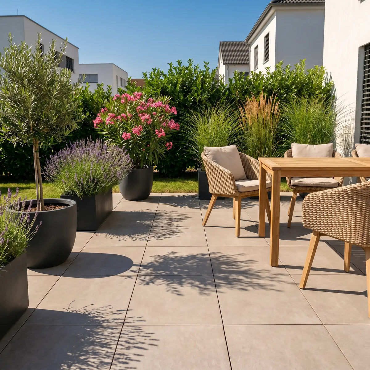 Deine Terrasse aus Terrassenplatten – in wenigen Minuten geplant