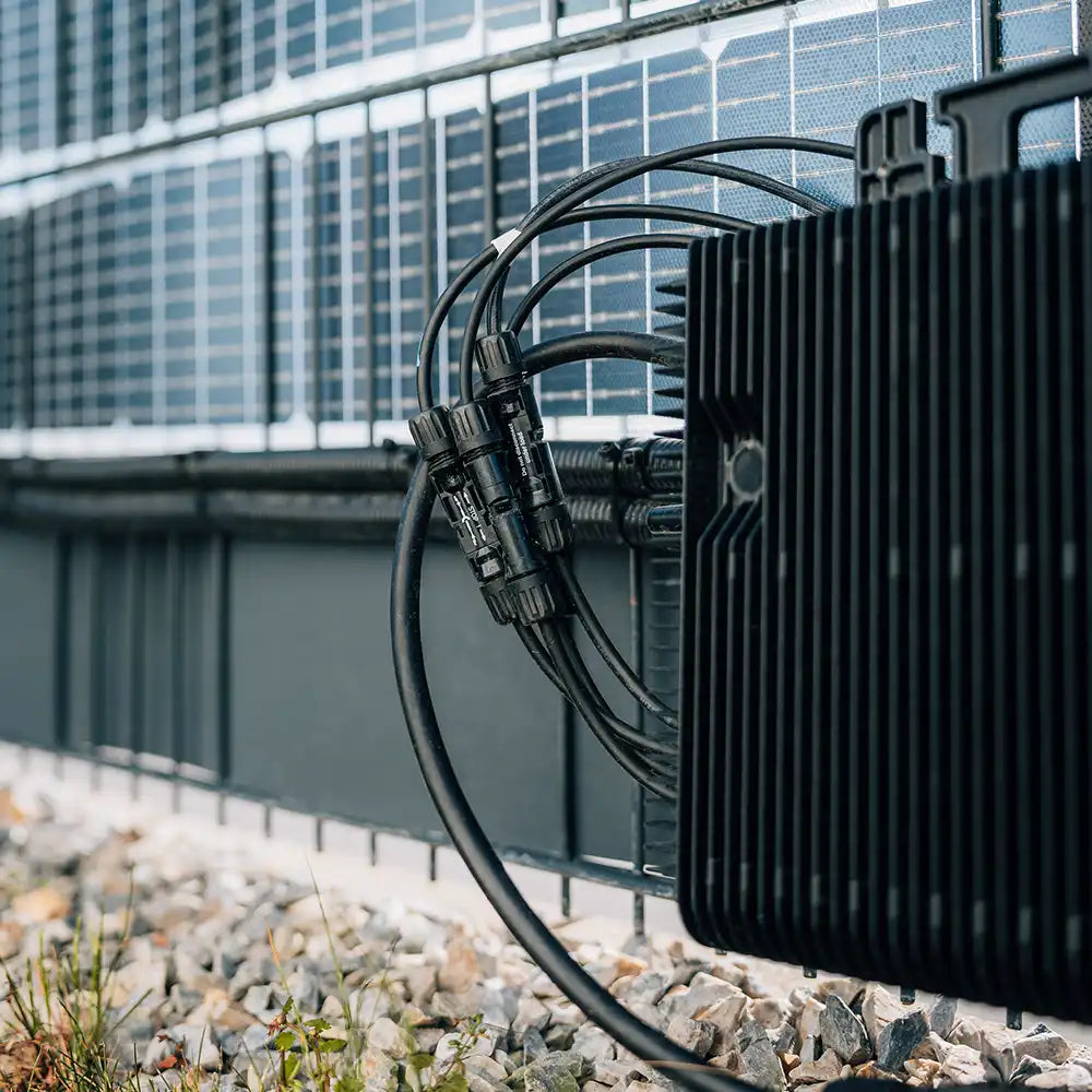 Solar Mini-PV-Anlage für Doppelstabmattenzaun – 1600 W (936 Wp)