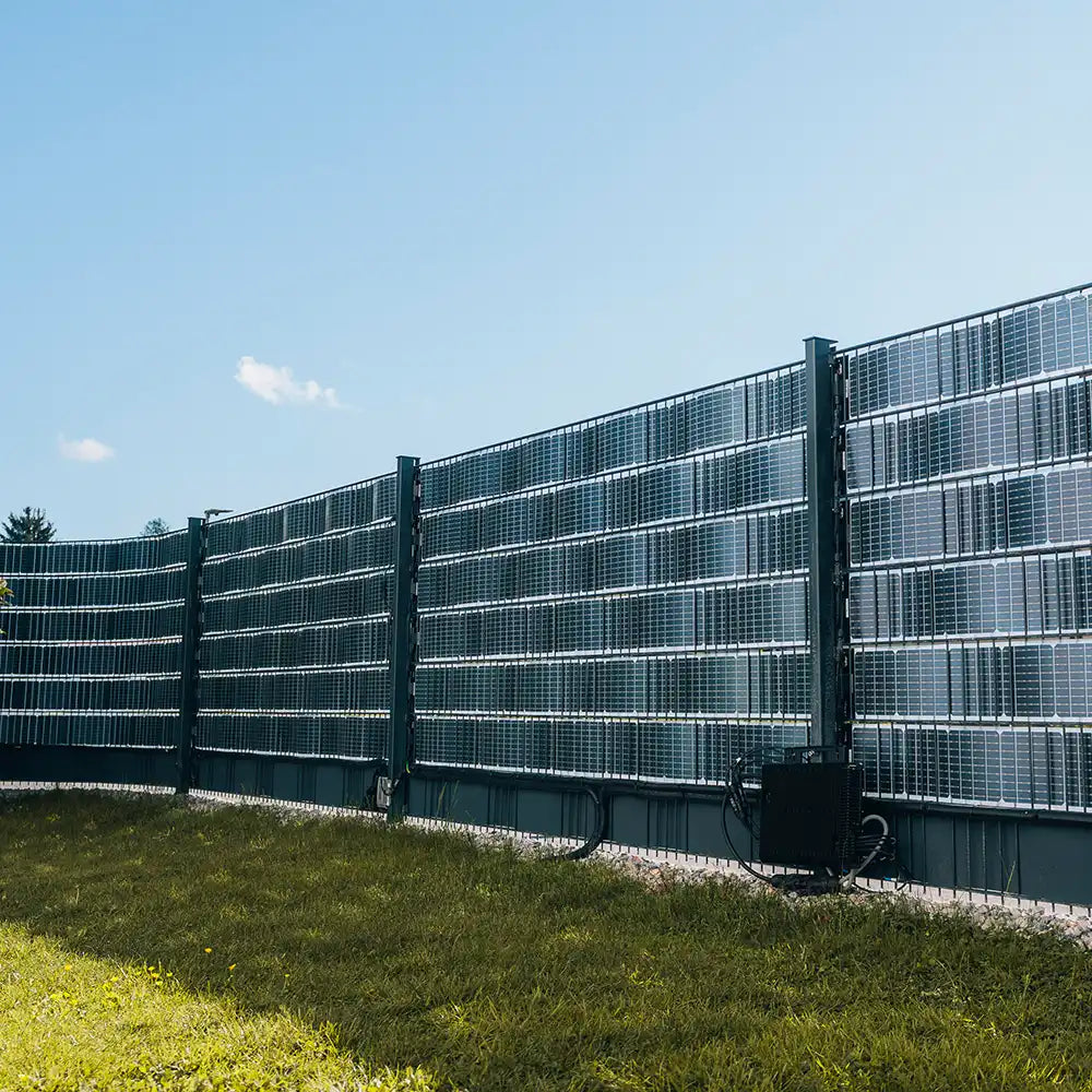 Solar-Sichtschutzstreifen im Doppelstabmattenzaun – myHarry