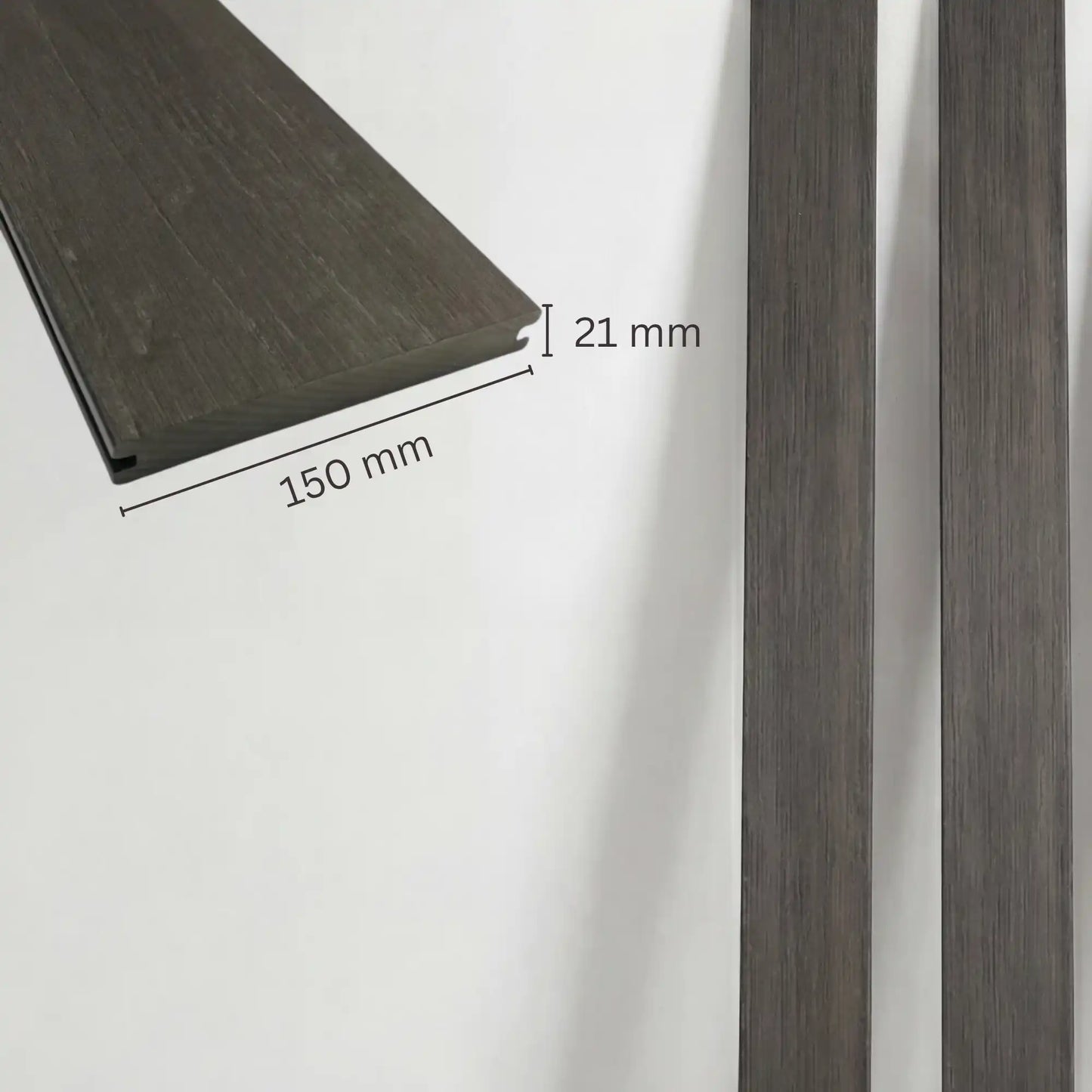 WPC-Komplettset Nero Antik Massivdiele